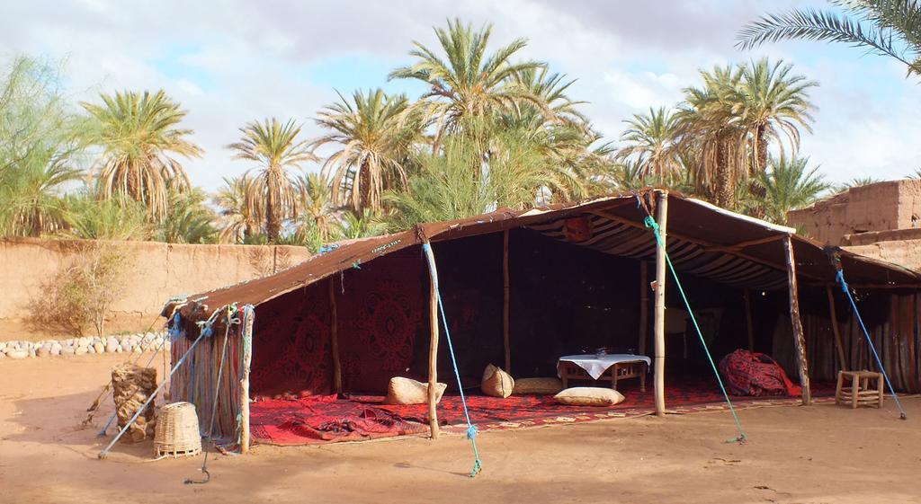 Auberge Tigida M'Hamid Bagian luar foto